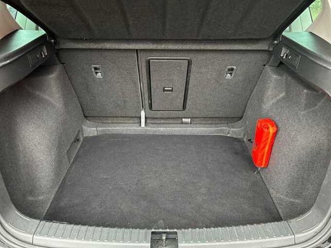 SEAT Ateca 1.5 TSI EVO FR Black Edition 5dr DSG